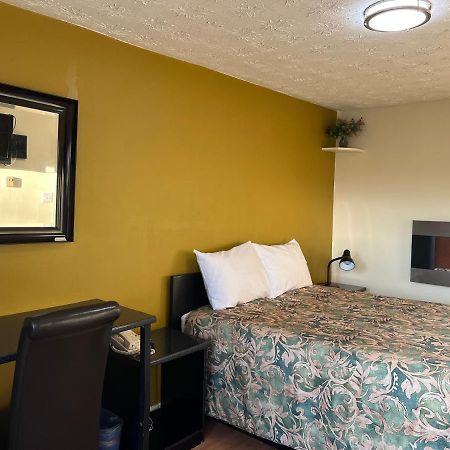 Old Mill Motel Blind River Εξωτερικό φωτογραφία