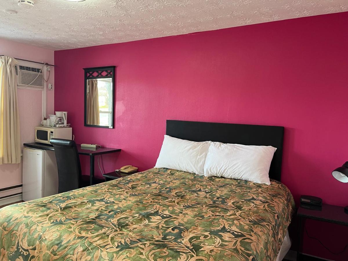 Old Mill Motel Blind River Εξωτερικό φωτογραφία