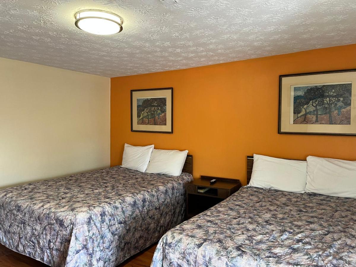 Old Mill Motel Blind River Εξωτερικό φωτογραφία