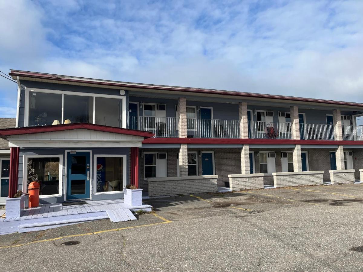 Old Mill Motel Blind River Εξωτερικό φωτογραφία